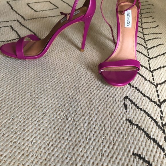 Steve Madden heel - Picture 2 of 2